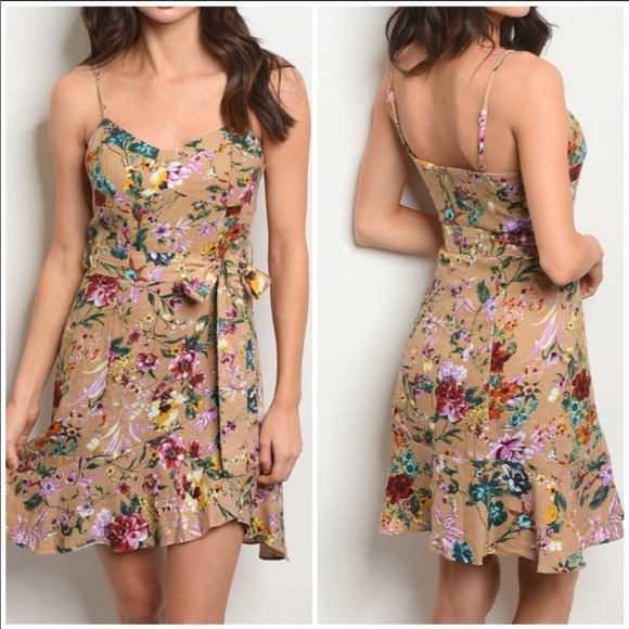 Dresses & Skirts - CLEARANCE ‼️✨MOCHA FLORAL DRESS - dress
